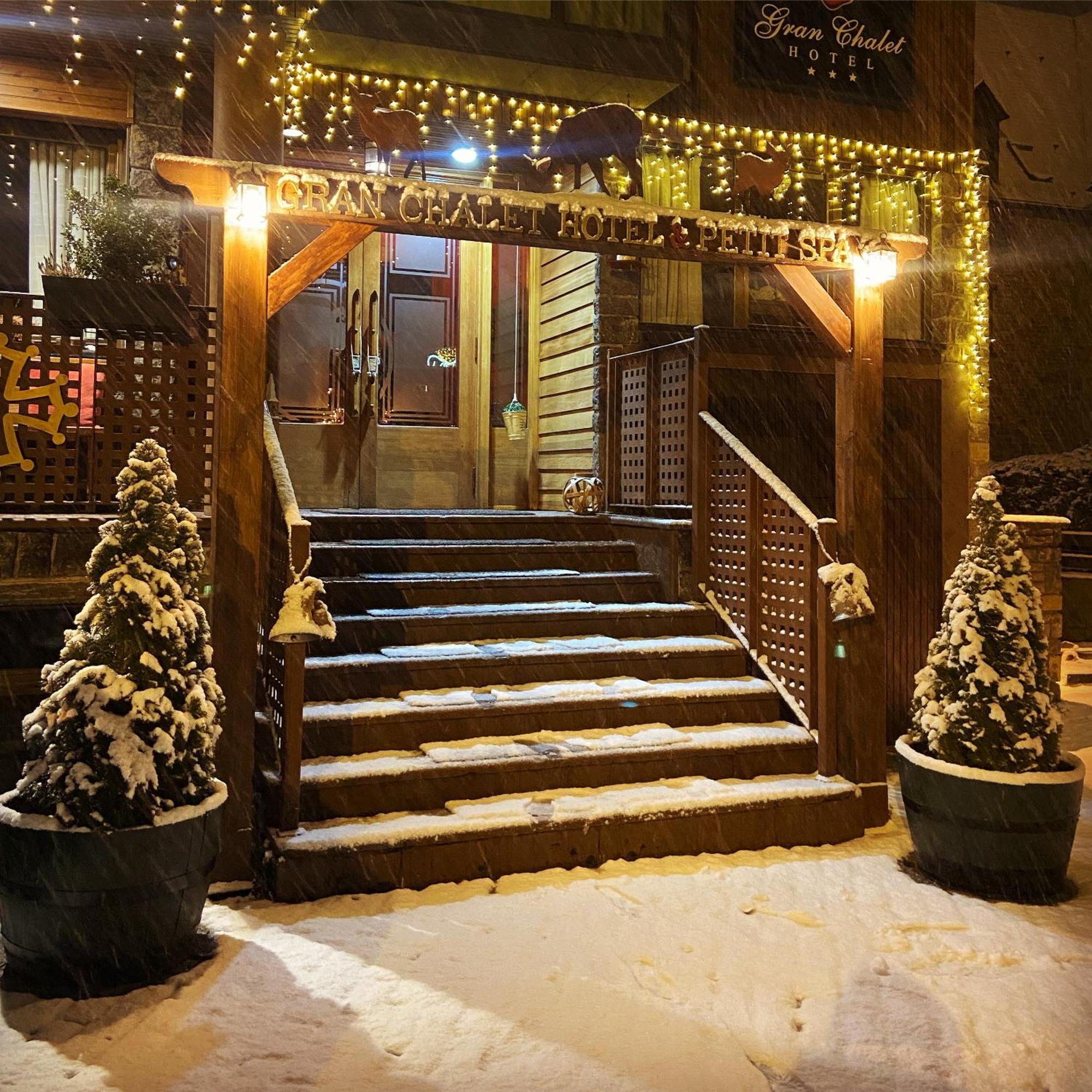 Gran Chalet Hotel & Petit Spa Vielha Luaran gambar